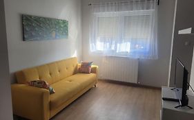Apartamento Kuko Con Wifi Al Lado Metro
